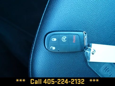 Used 2025 Jeep Compass Limited AWD/4WD image 43