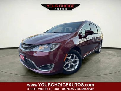 Used 2018 Chrysler Pacifica Touring-L w/ Tire & Wheel Group