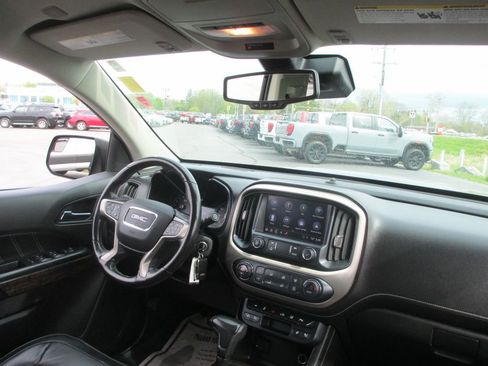 Used 2021 GMC Canyon Denali image 23