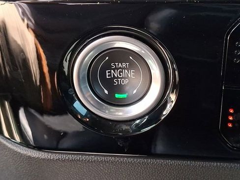 Used 2023 Chevrolet Silverado 1500 LT image 15