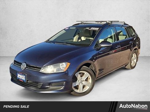 Used 2015 Volkswagen Golf TDI S image 1