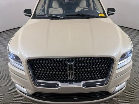 Used 2018 Lincoln Navigator Select w/ Technology Package RWD image 5