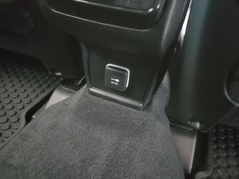 Used 2024 Jeep Compass Trailhawk image 84