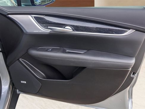 Used 2023 Cadillac XT5 Premium Luxury w/ Technology Package image 30