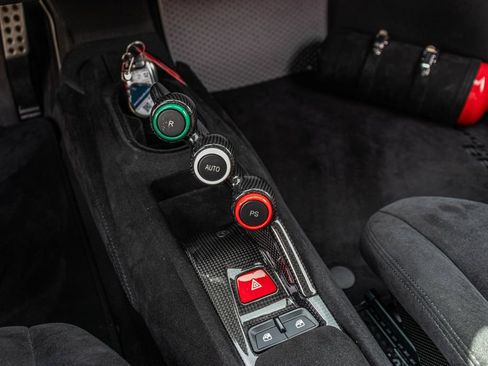 Certified 2019 Ferrari 488 Pista Coupe RWD image 5