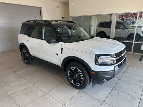 New 2025 Ford Bronco Sport Outer Banks w/ Outer Banks Tech Package+ image 3