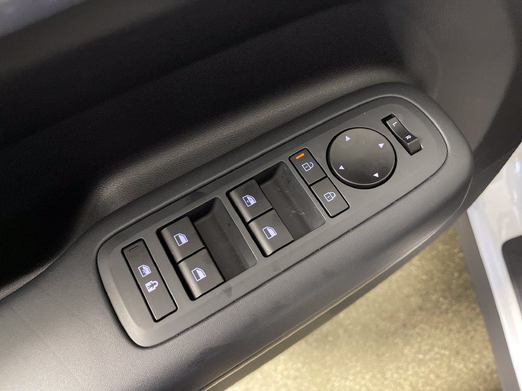 Certified 2026 Hyundai Santa Fe SE FWD image 19