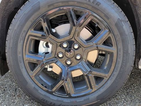 New 2025 Ford Maverick Lobo image 13