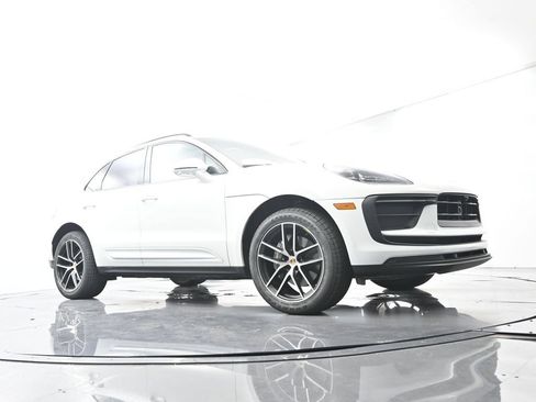 Certified 2023 Porsche Macan AWD/4WD image 54