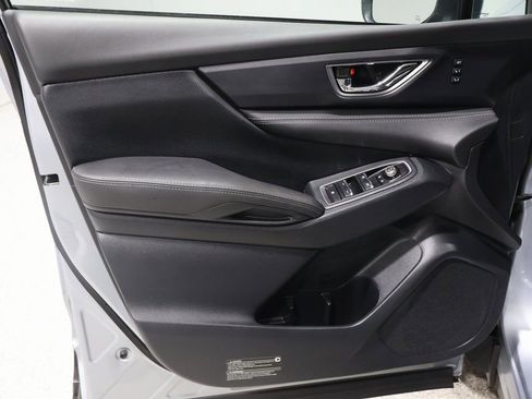Used 2023 Subaru Ascent Limited image 12