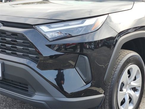 Used 2024 Toyota RAV4 LE image 6