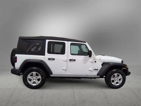 Certified 2022 Jeep Wrangler Unlimited Sport image 9
