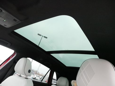 Certified 2025 Volkswagen Atlas Cross Sport SEL Premium R-Line image 34