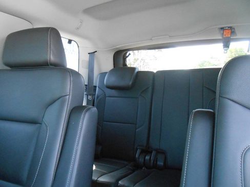 Used 2016 Chevrolet Tahoe LTZ AWD/4WD image 12