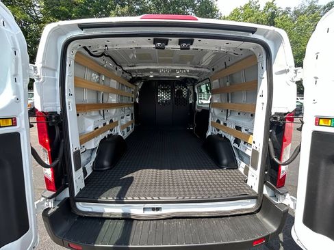 Used 2025 Ford Transit 250 Low Roof w/ Exterior Upgrade Package RWD image 7