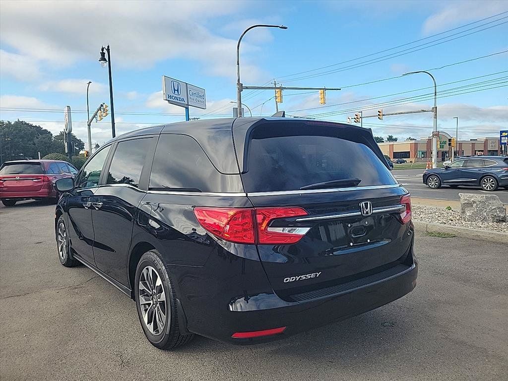Used 2023 Honda Odyssey EX-L image 3