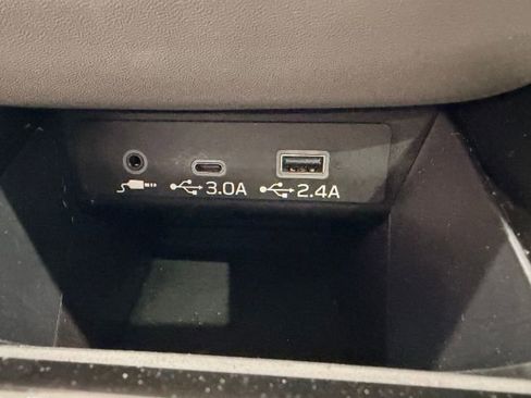 Used 2023 Subaru Legacy Premium image 36
