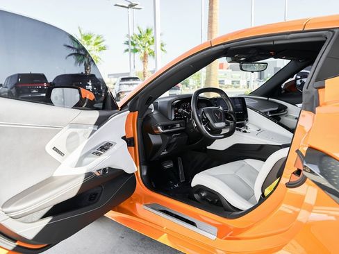 Used 2022 Chevrolet Corvette Stingray w/ Z51 Performance Package image 17