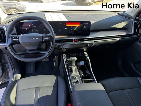 New 2026 Kia Sorento SX image 13