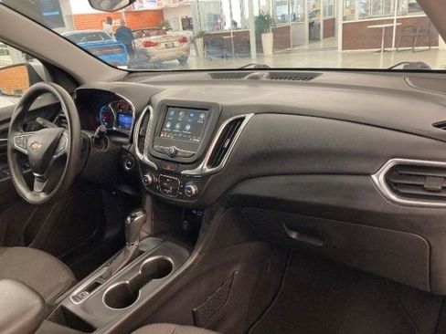 Used 2019 Chevrolet Equinox LT FWD image 19
