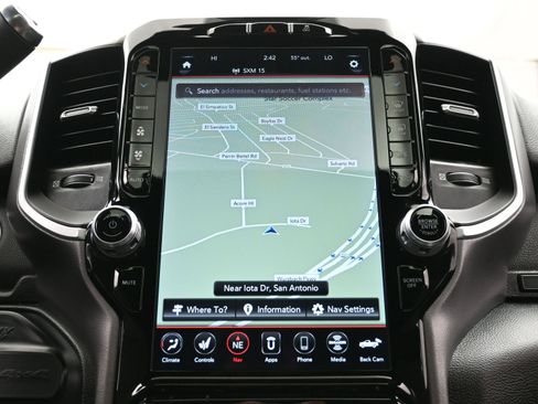 Used 2020 RAM 2500 Big Horn w/ Level 2 Equipment Group image 29