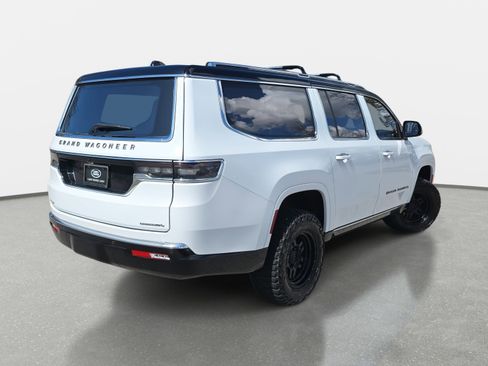 Used 2023 Jeep Grand Wagoneer L Series III w/ Rear Seat Video Group 1 image 5