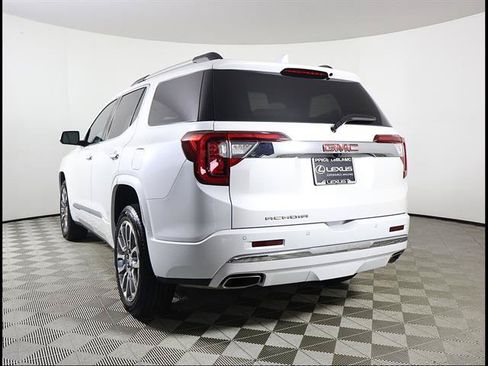 Used 2023 GMC Acadia Denali FWD image 4