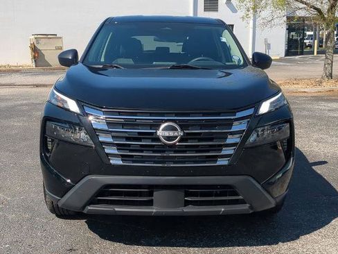 Certified 2024 Nissan Rogue SV image 9