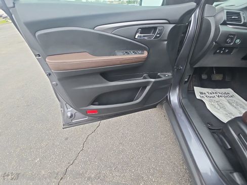 Certified 2024 Honda Ridgeline RTL image 13