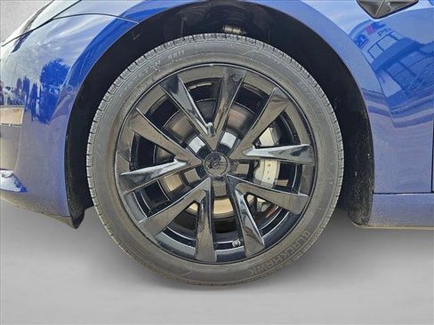 Used 2022 Tesla Model 3 image 24
