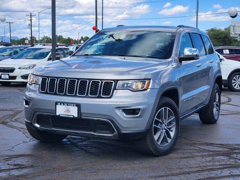 Used 2017 Jeep Grand Cherokee Limited AWD/4WD image 1