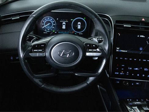 Used 2022 Hyundai Tucson Limited AWD/4WD image 11