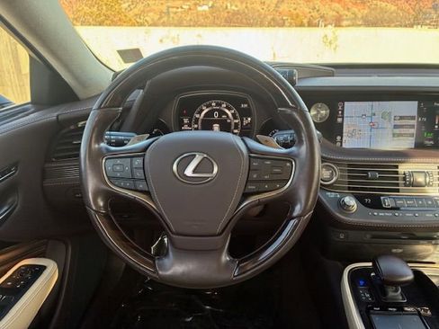 Used 2018 Lexus LS 500 w/ Interior Upgrade Package image 13