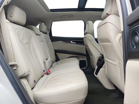 Used 2020 Lincoln Nautilus Reserve image 28