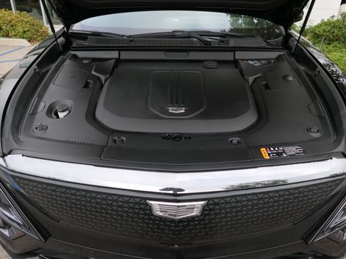 Certified 2024 Cadillac Lyriq Sport AWD/4WD image 29
