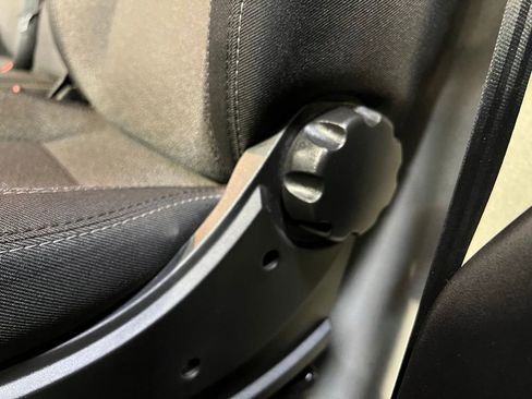 Used 2024 RAM ProMaster 2500 image 22