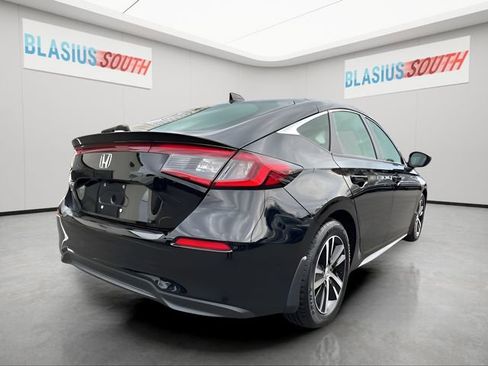 Used 2023 Honda Civic LX image 3