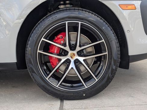 New 2026 Porsche Macan S image 29