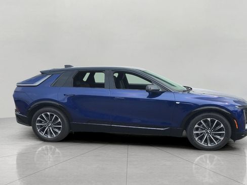Used 2026 Cadillac Lyriq Sport w/ LPO, Floor Liner Package RWD image 4