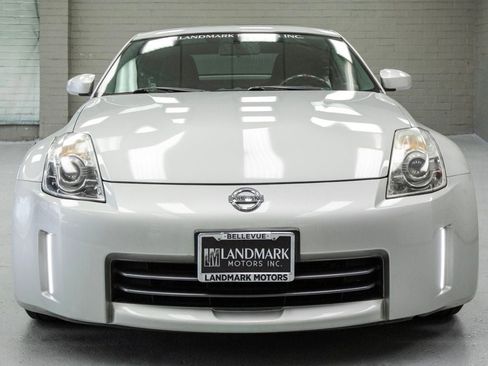 Used 2007 Nissan 350Z Touring w/ Cargo Convenience Pkg image 5