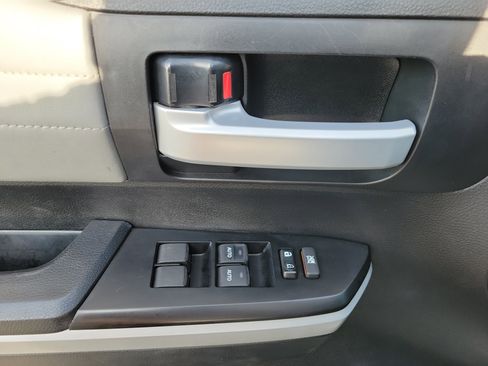 Used 2018 Toyota Tundra Limited image 7