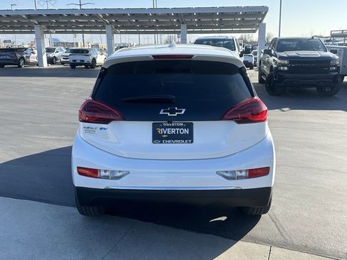 Used 2021 Chevrolet Bolt LT image 24
