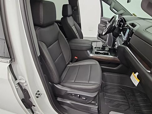 New 2026 GMC Sierra 1500 SLT w/ SLT Premium Plus Package image 42
