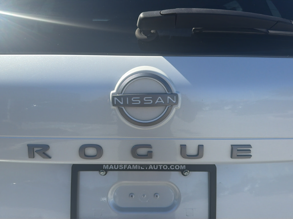 Certified 2024 Nissan Rogue SV AWD/4WD image 53