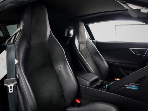 Used 2020 Jaguar F-TYPE Coupe RWD image 21