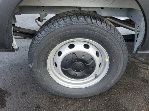 New 2026 Ford Transit 250 148 Medium Roof image 29