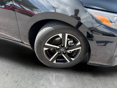 Used 2025 Nissan Sentra SV FWD image 44