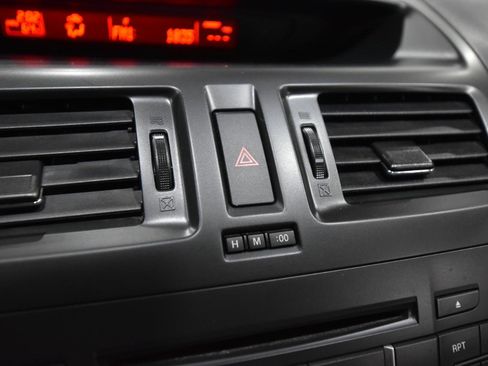 Used 2014 MAZDA MAZDA5 Touring image 21