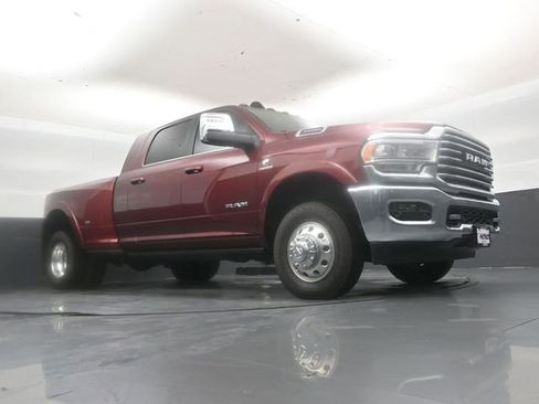 Used 2024 RAM 3500 Limited AWD/4WD image 38