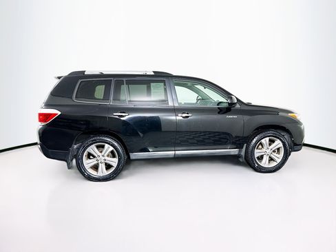 Used 2013 Toyota Highlander Limited image 10